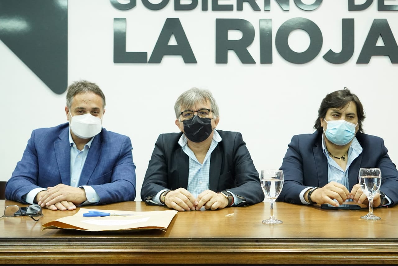 Destacan el impacto económico y social de construir viviendas en el interior provincial